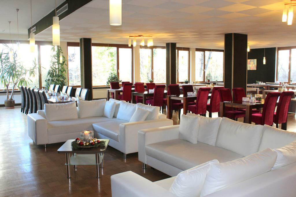 Hotel Atlas Sport Гармиш-Партенкирхен Экстерьер фото